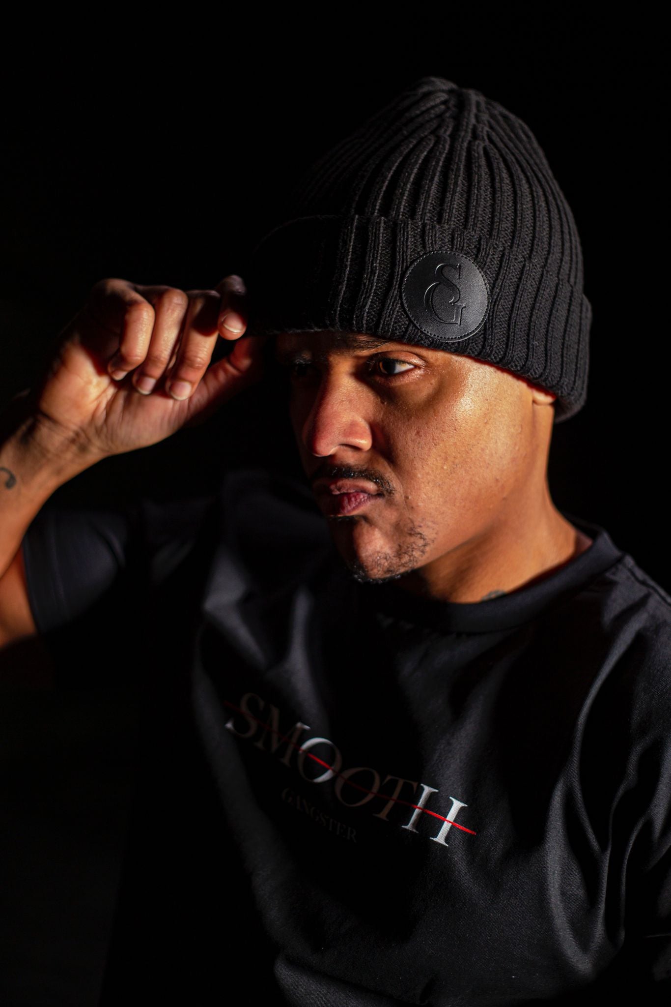 SG BLACK WINTER BEANIE